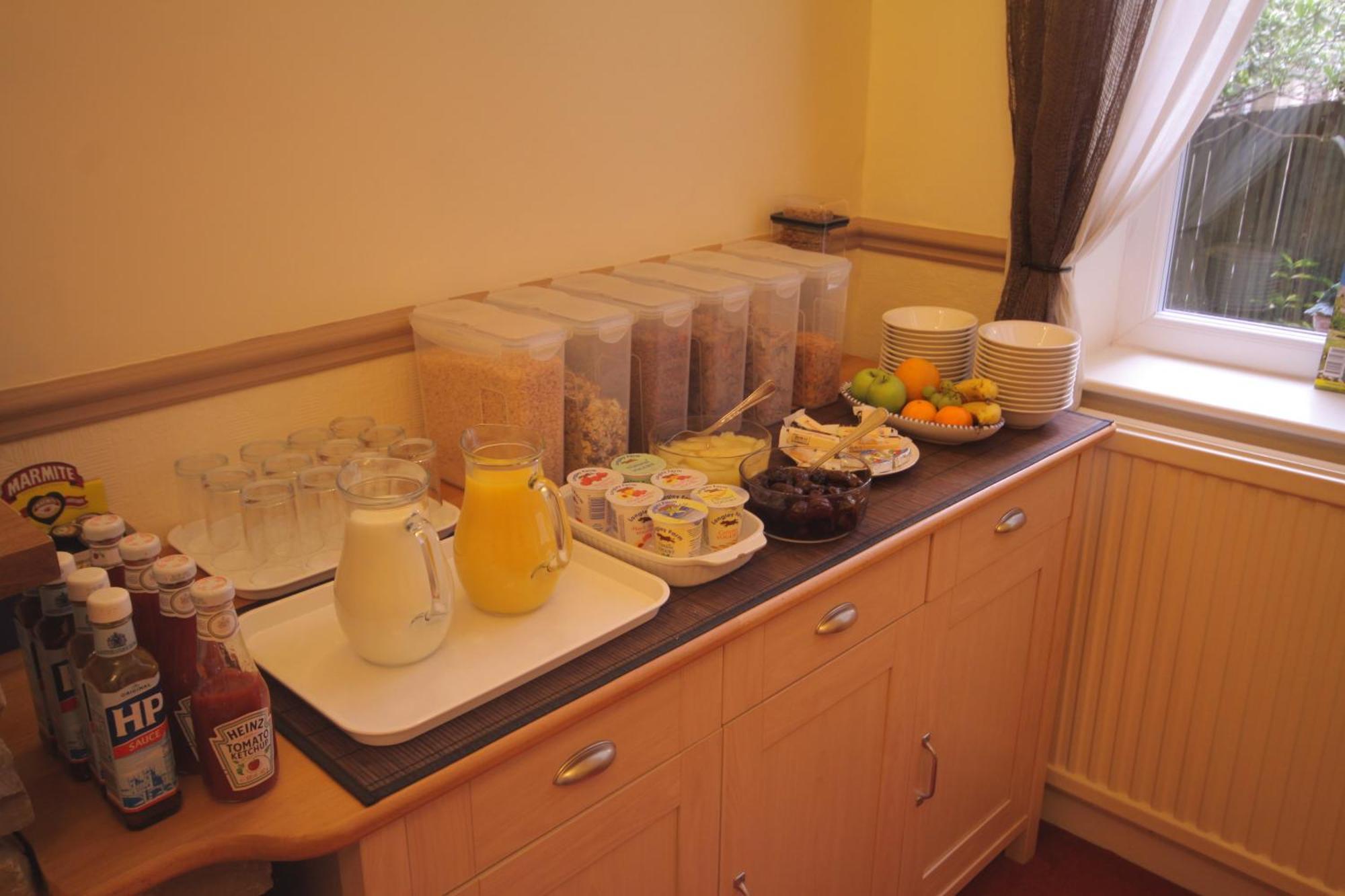 The Dales Bed & Breakfast Harrogate Bagian luar foto